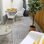 Expat Renting - Le Volta - Terrasse - Netflix