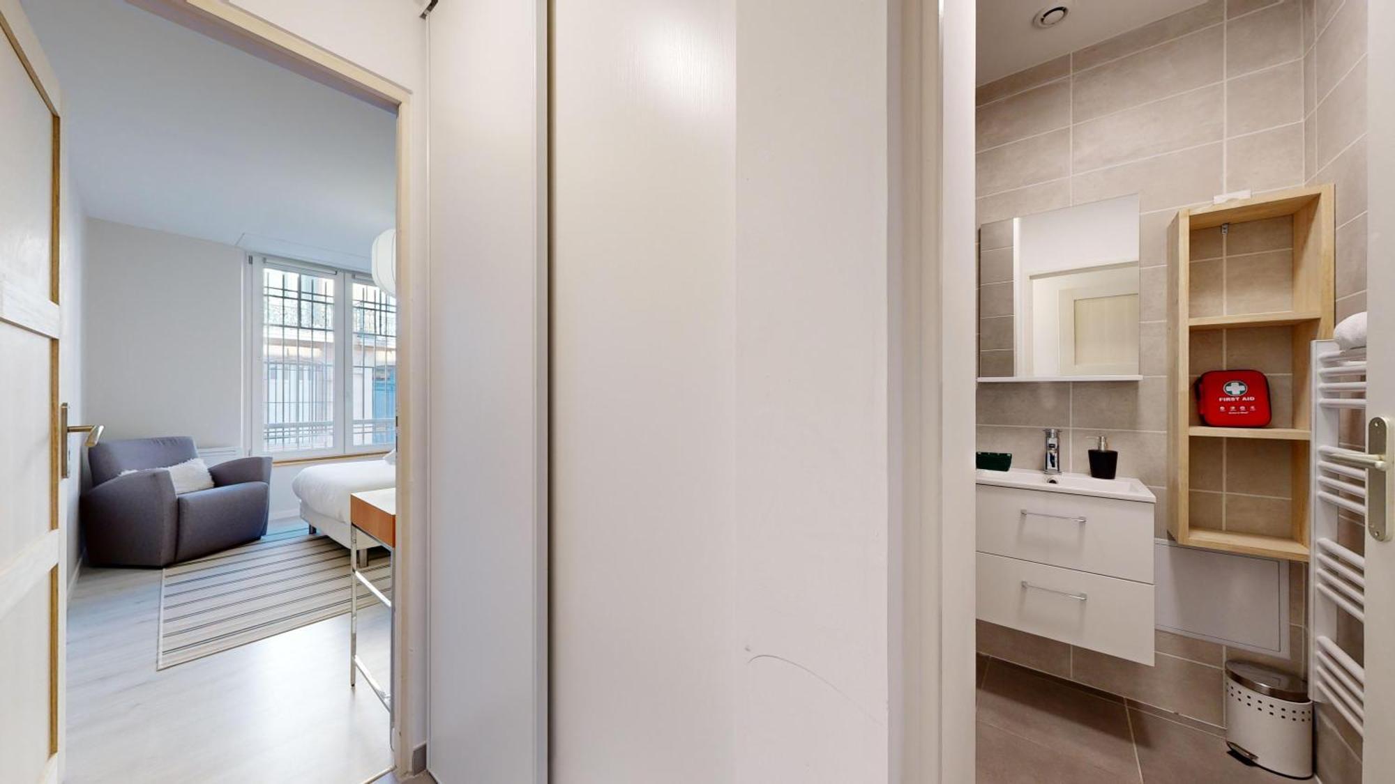 Expat Renting - Le Volta - Terrasse - Netflix Apartment